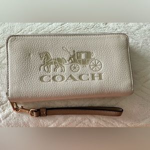 Coach Long Zip Around Wallet With Horse And Carriage